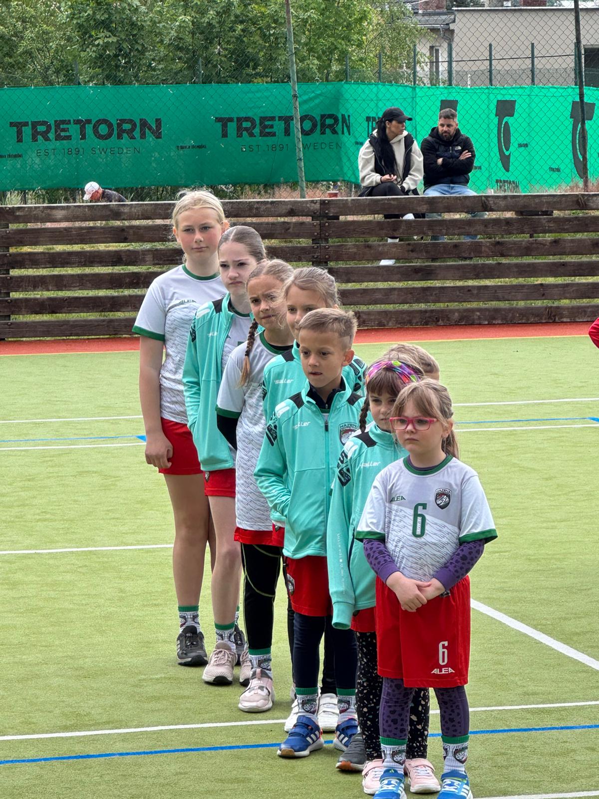 Miniházená ovládla Třemošnou: aprílové počasí nezastavilo radost ze hry